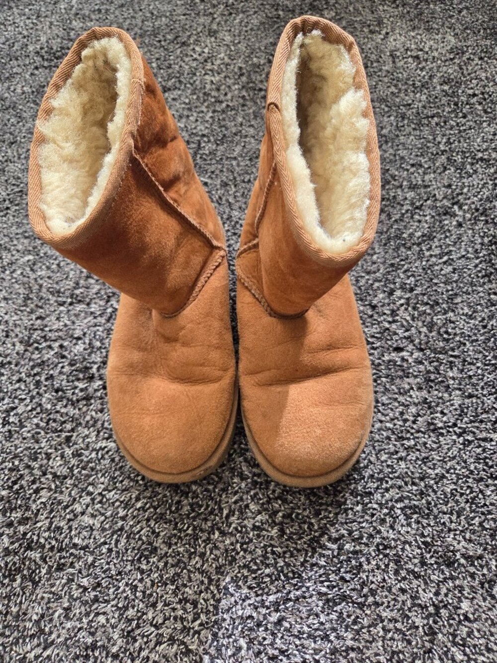 Uggs brown